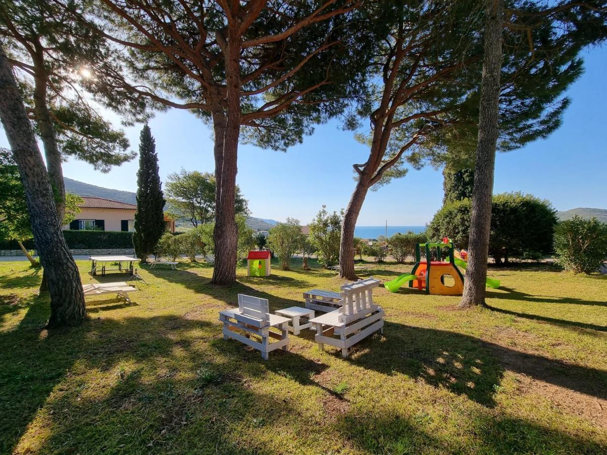 Mini Appartamenti Elba Lacona Exterior photo